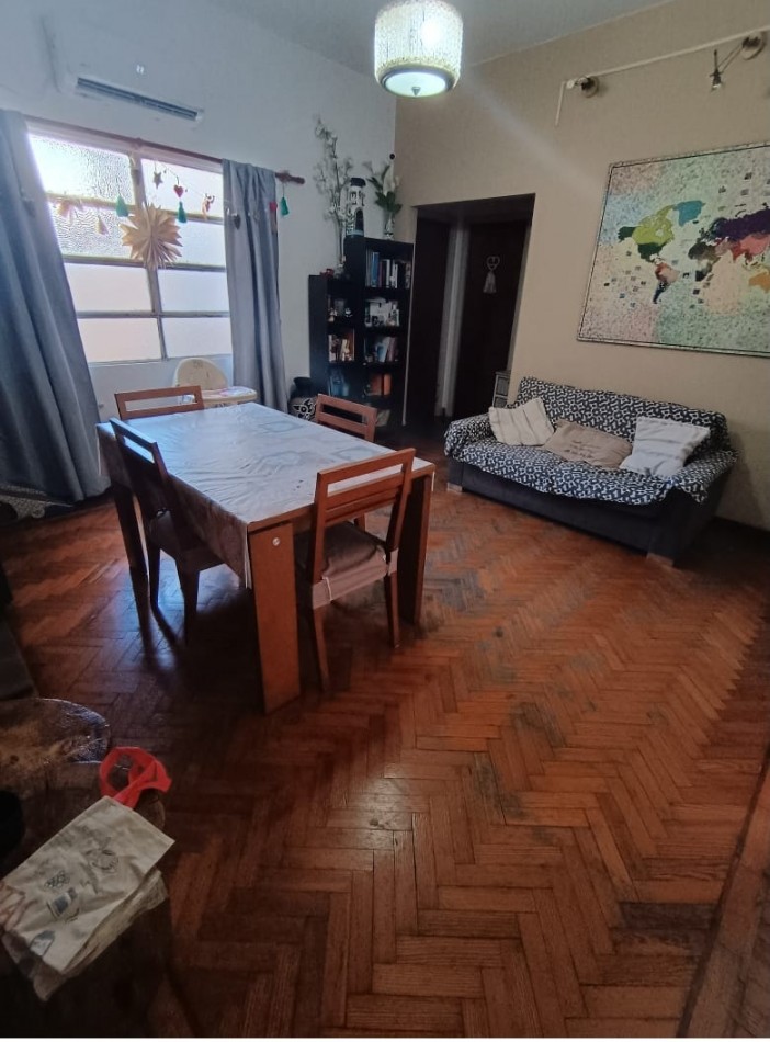 Gran oportunidad de 1ra casa DEPARTAMENTO DE 3 AMB EN AVELLANEDA CENTRO A 5 MINUTOS DE CABA