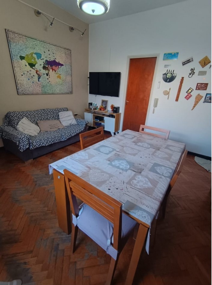 Gran oportunidad de 1ra casa DEPARTAMENTO DE 3 AMB EN AVELLANEDA CENTRO A 5 MINUTOS DE CABA