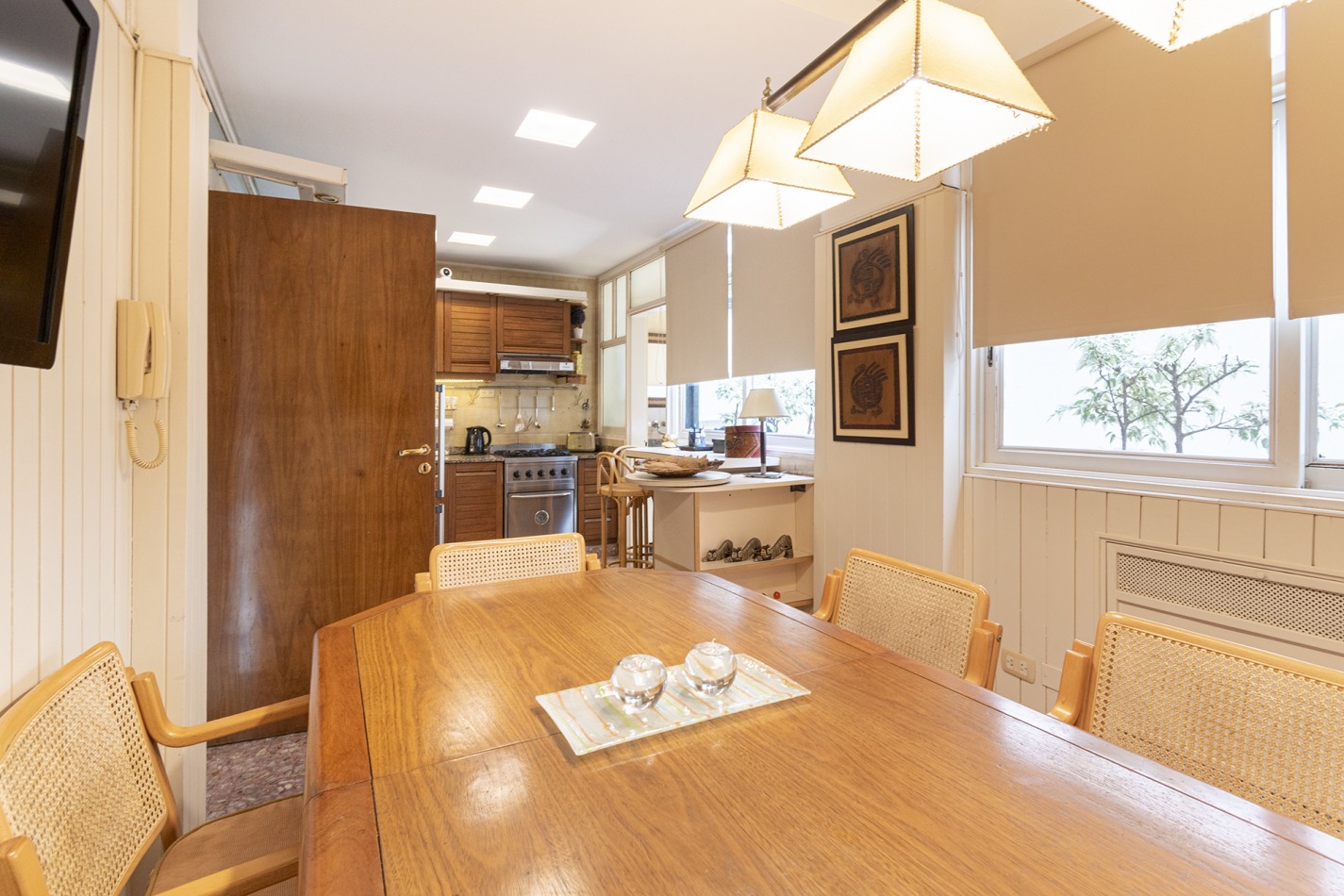 VENTA Excelente Departamento 4 ambientes en altura con cochera - Avellaneda Centro.