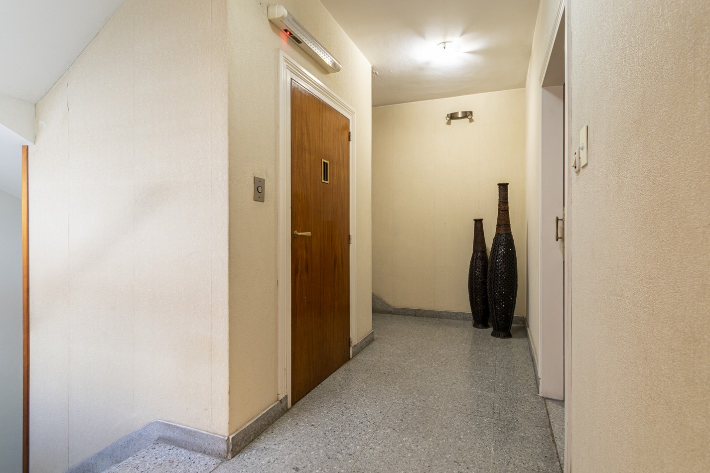 VENTA Excelente Departamento 4 ambientes en altura con cochera - Avellaneda Centro.
