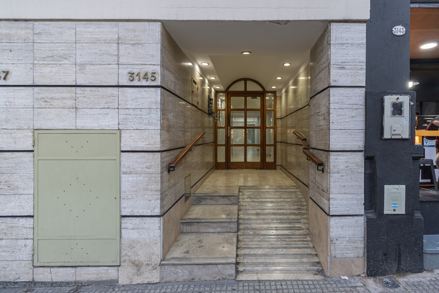 VENTA DEPARTAMENTO 3 AMB- PISO 10 C/COCHERA
