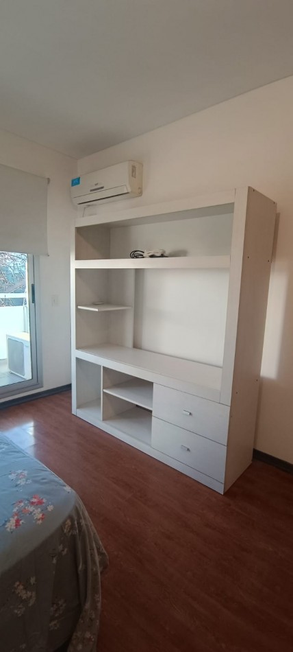 ALQUILER DEPARTAMENTO AMOBLADO AL FRENTE C/SUM Y LAUNDRY