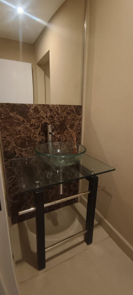 ALQUILER DEPARTAMENTO AMOBLADO AL FRENTE C/SUM Y LAUNDRY