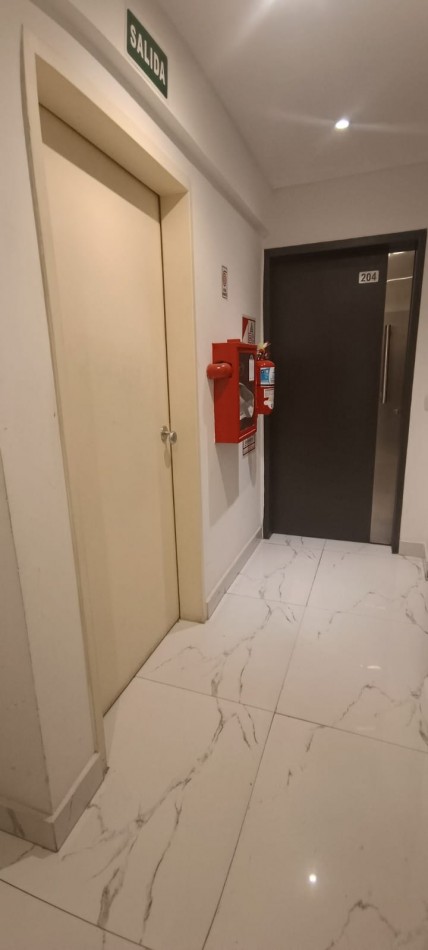 ALQUILER DEPARTAMENTO AMOBLADO AL FRENTE C/SUM Y LAUNDRY