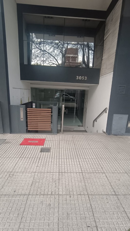 ALQUILER DEPARTAMENTO AMOBLADO AL FRENTE C/SUM Y LAUNDRY