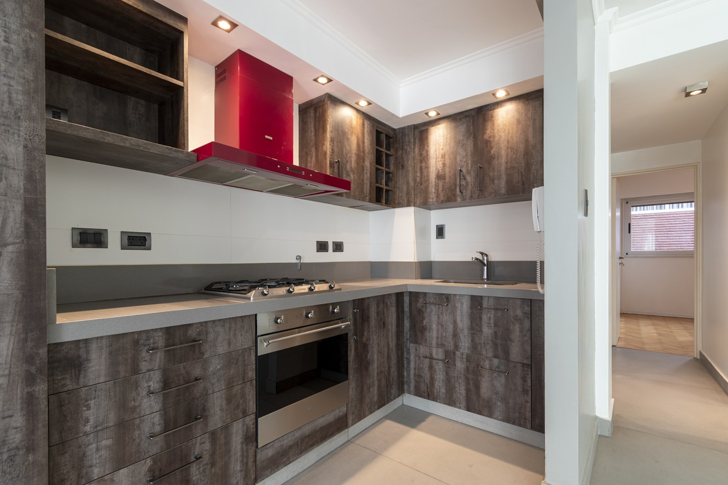 VENTA IMPECABLE DEPARTAMENTO 3 AMB, AL FRENTE C/ COCHERA- BARRIO LAS CAÑITAS- CAPITAL FEDERAL