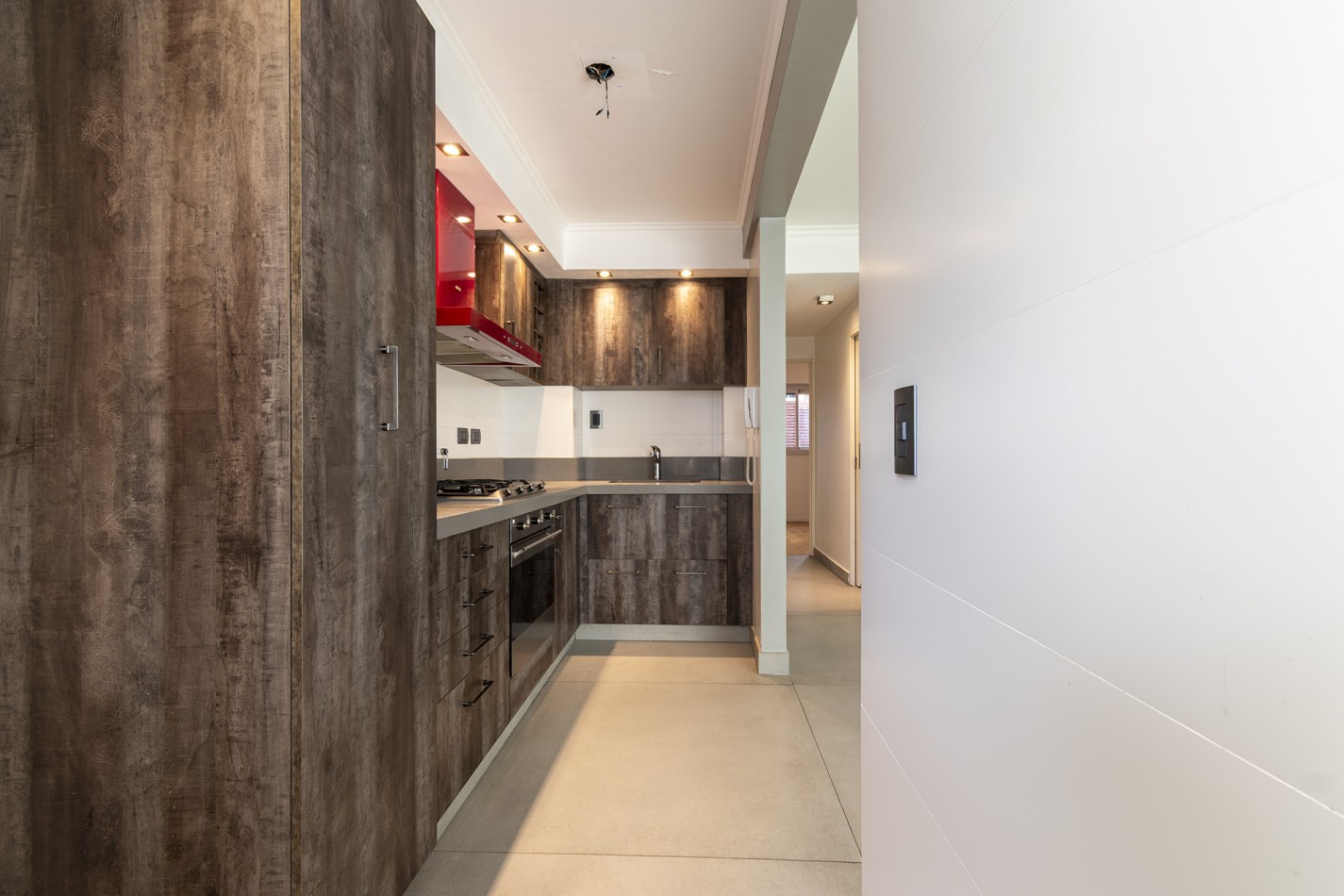 VENTA IMPECABLE DEPARTAMENTO 3 AMB, AL FRENTE C/ COCHERA- BARRIO LAS CAÑITAS- CAPITAL FEDERAL