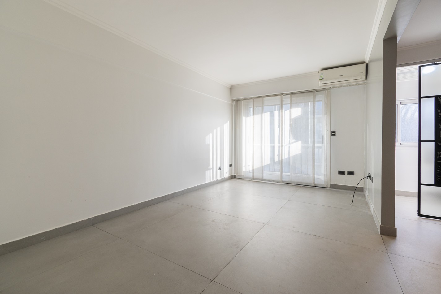 VENTA IMPECABLE DEPARTAMENTO 3 AMB, AL FRENTE C/ COCHERA- BARRIO LAS CAÑITAS- CAPITAL FEDERAL