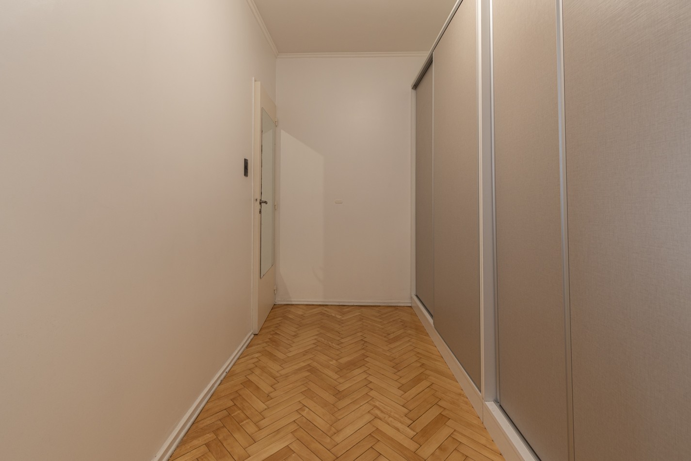VENTA IMPECABLE DEPARTAMENTO 3 AMB, AL FRENTE C/ COCHERA- BARRIO LAS CAÑITAS- CAPITAL FEDERAL