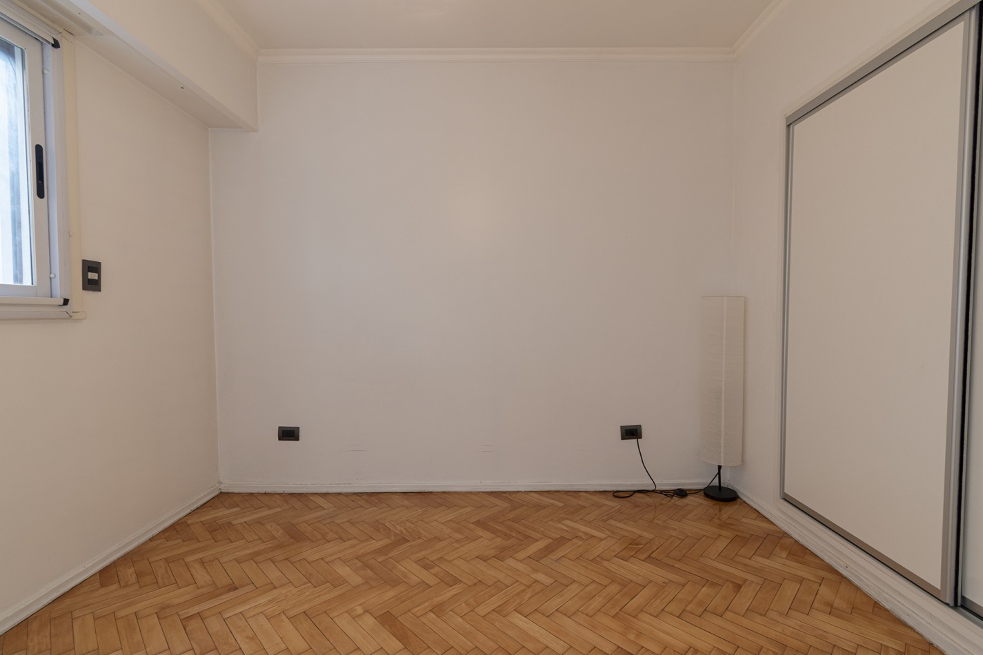 VENTA IMPECABLE DEPARTAMENTO 3 AMB, AL FRENTE C/ COCHERA- BARRIO LAS CAÑITAS- CAPITAL FEDERAL