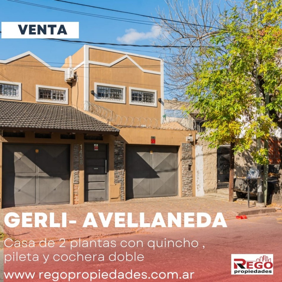 VENTA- Casa de 2 plantas con Quincho -, pileta y cochera doble en Gerli- Avellaneda
