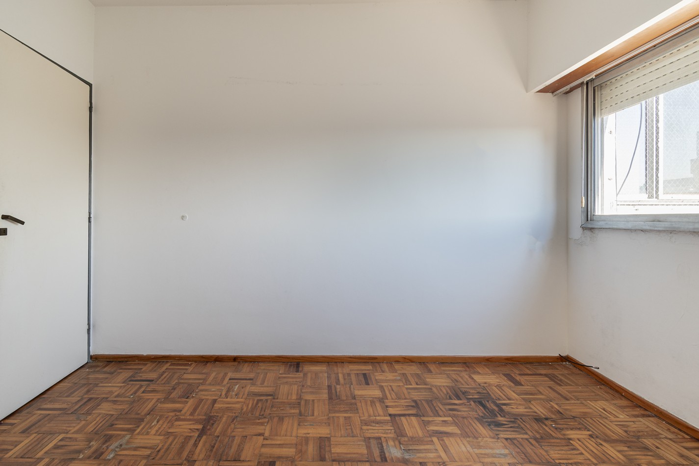 ALQUILER - DEPARTAMENTO 3 AMB FRENTE  ESTACION DE WILDE