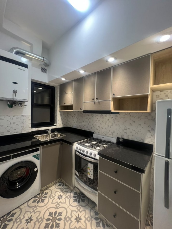 ALQUILER - DEPARTAMENTO 3 AMBIENTES SEMIAMUEBLADO EN AVELLANEDA CENTRO