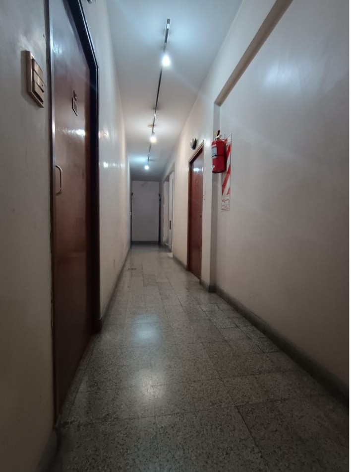 ALQUILER - DEPARTAMENTO 3 AMBIENTES SEMIAMUEBLADO EN AVELLANEDA CENTRO