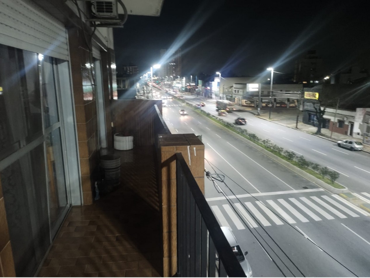 ALQUILER DEPARTAMENTO 4 AMBIENTES EN LANUS OESTE Av. Hipolito Yrigoyen 2500 Lanus Oeste