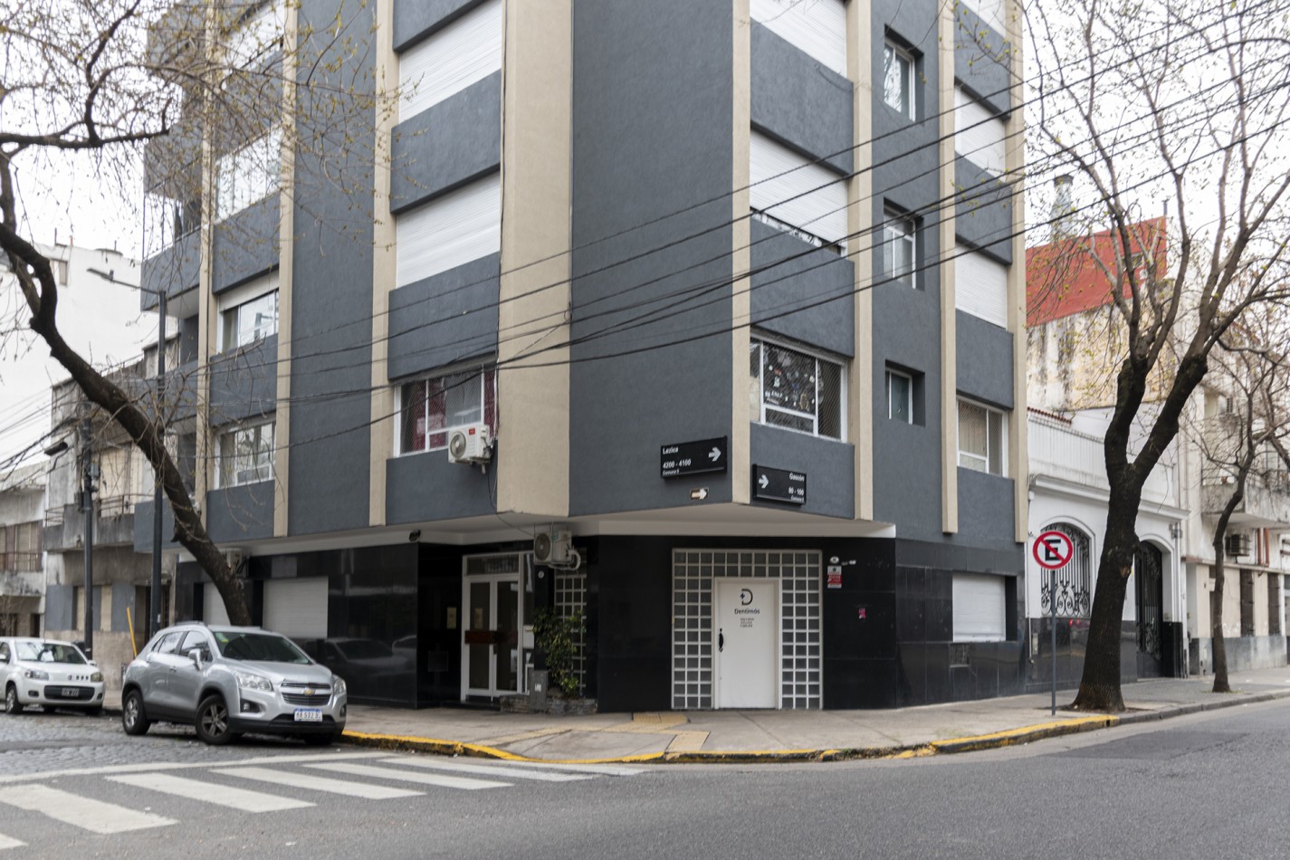 OPORTUNIDAD EN ALMAGRO - 3 AMBIENTES AL FRENTE, MUY LUMINOSO