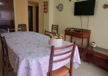VENTA DEPARTAMENTO DE 2 AMBIENTES C/DEPENDENCIA - AL FRENTE A 1 CUADRA DEL MAR
