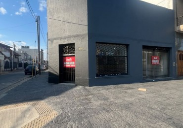 LOCAL COMERCIAL: Excelente en esquina sobre Av Mitre- Villa Dominico